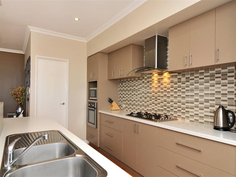 12 Carissa Turn, Halls Head WA 6210
