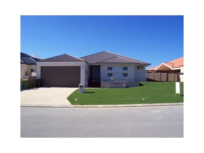 14 Endeavour Circle, Wannanup WA 6210