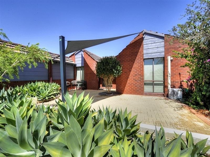 48 MCLARTY Road, Halls Head WA 6210