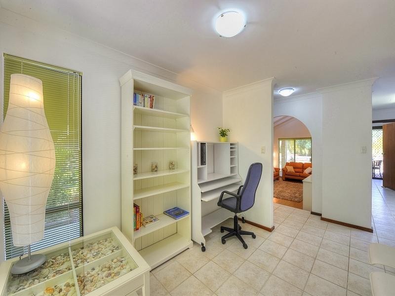 48 MCLARTY Road, Halls Head WA 6210