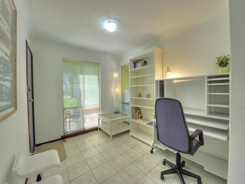 48 MCLARTY Road, Halls Head WA 6210