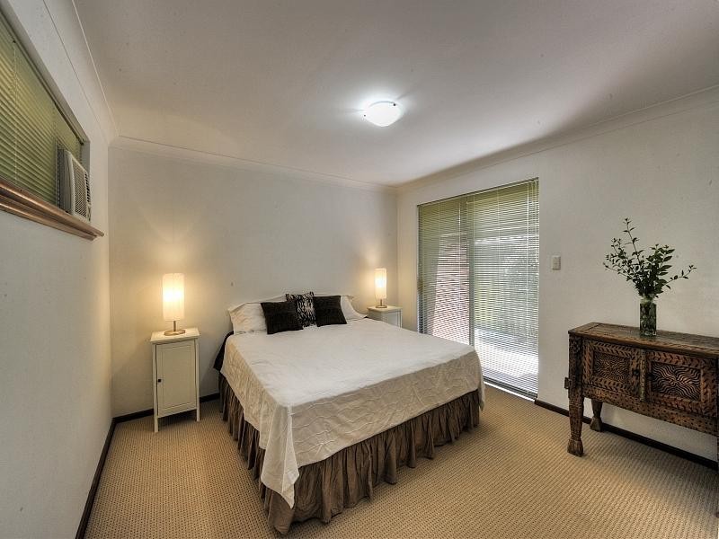 48 MCLARTY Road, Halls Head WA 6210