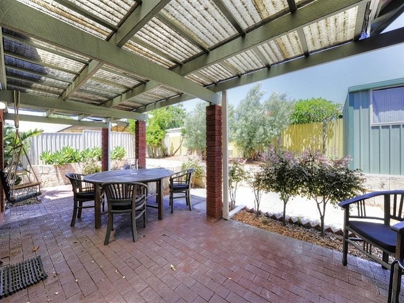 48 MCLARTY Road, Halls Head WA 6210