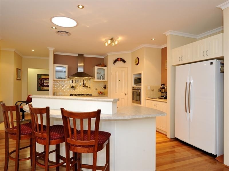 7 Premier Street, Dudley Park WA 6210