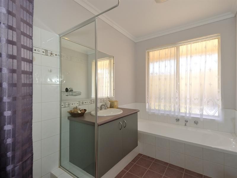 7 Premier Street, Dudley Park WA 6210