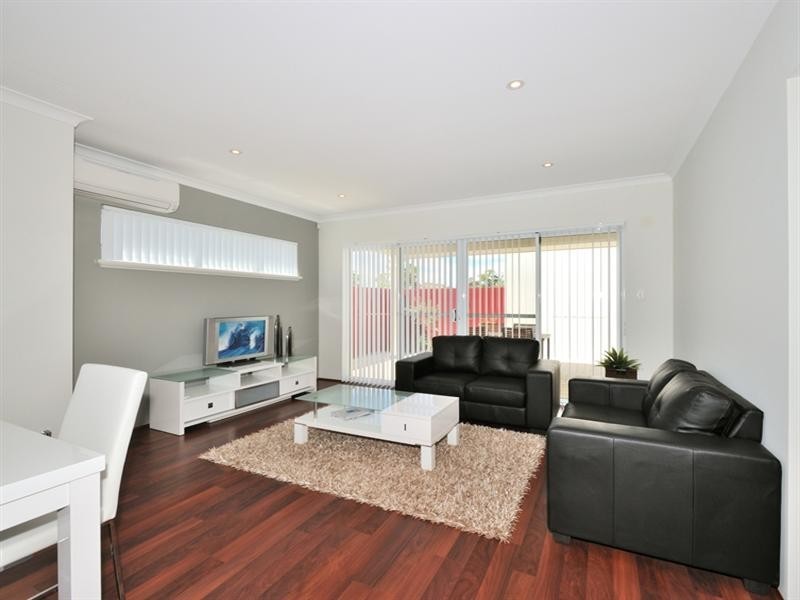 8 Breelya Road, Falcon WA 6210