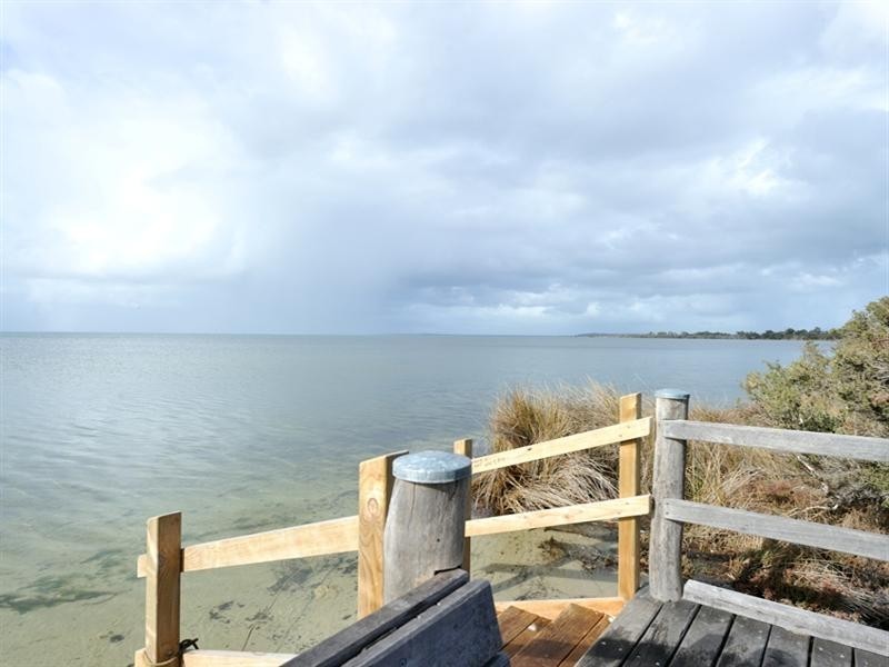 8 Breelya Road, Falcon WA 6210