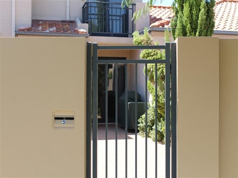 5/69 Westview Parade, Wannanup WA 6210