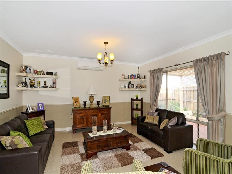 72 Carissa Turn, Halls Head WA 6210