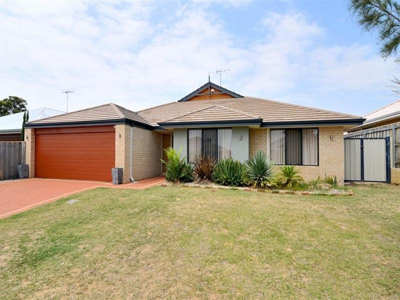 45 Carissa Turn, Halls Head WA 6210