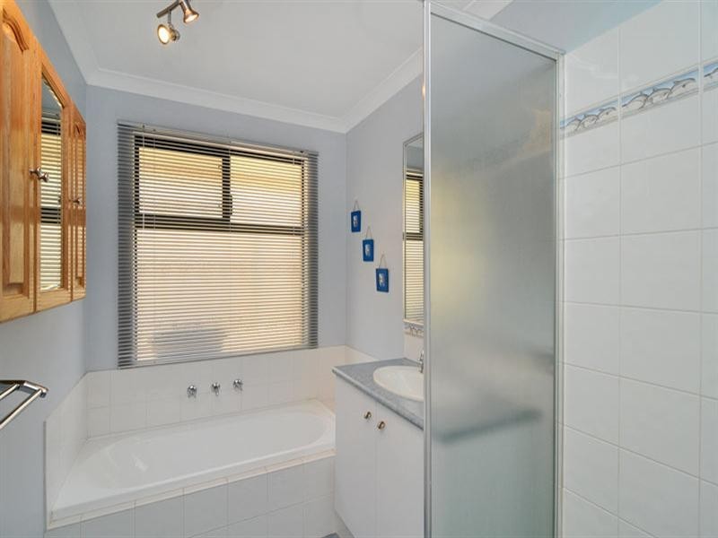 45 Carissa Turn, Halls Head WA 6210