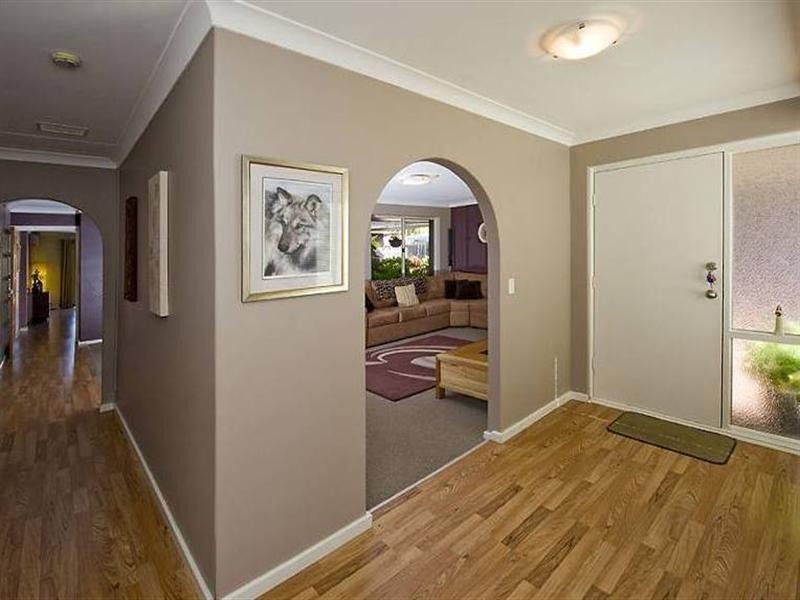 16 Tennyson Avenue, Halls Head WA 6210