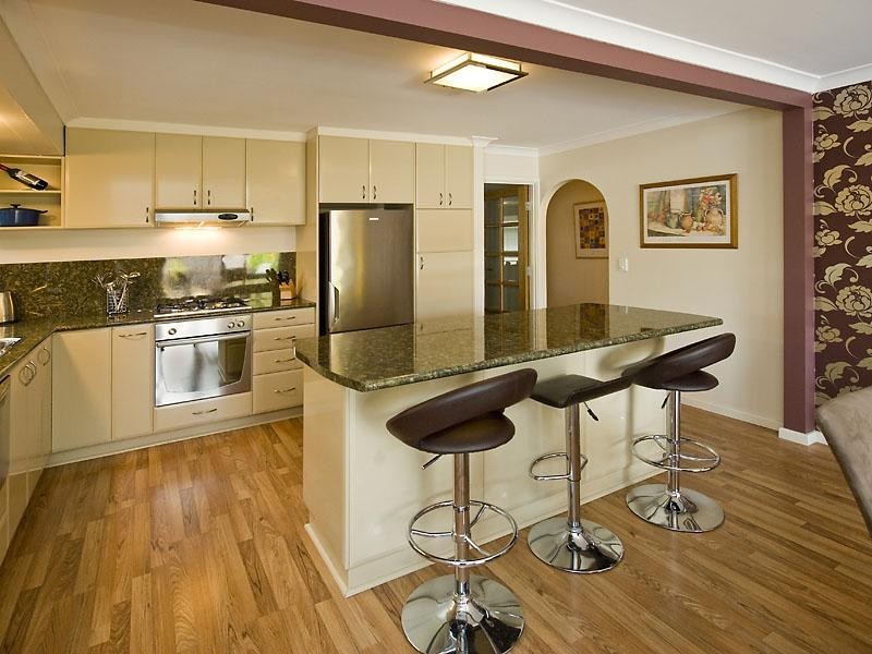 16 Tennyson Avenue, Halls Head WA 6210