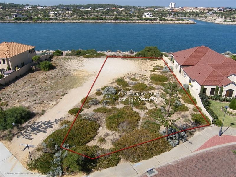 13 Specks Court, Wannanup WA 6210