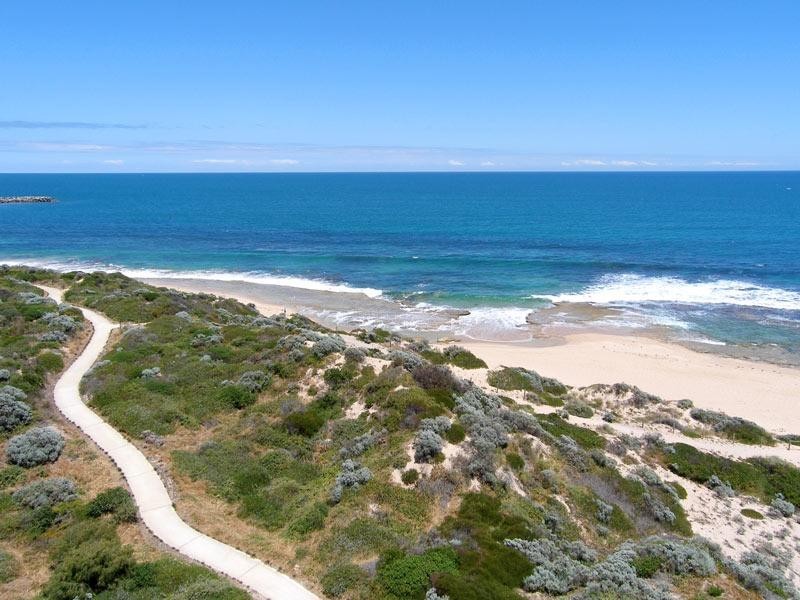 13 Specks Court, Wannanup WA 6210