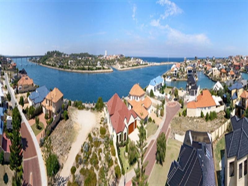 13 Specks Court, Wannanup WA 6210