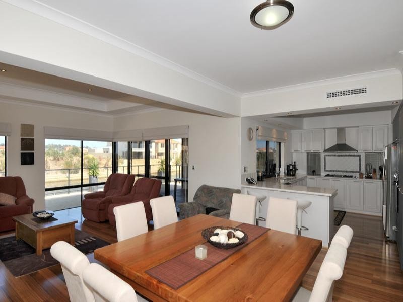 32 Cormorant Key, Wannanup WA 6210