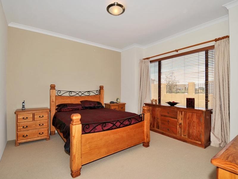 32 Cormorant Key, Wannanup WA 6210