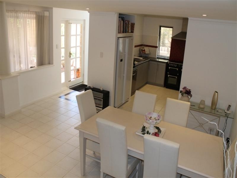 22 Creery Street, Dudley Park WA 6210