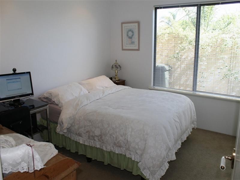 22 Creery Street, Dudley Park WA 6210