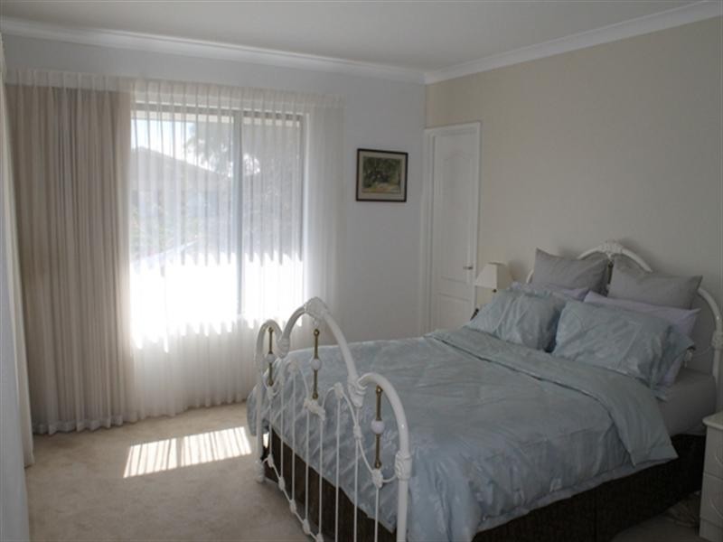 22 Creery Street, Dudley Park WA 6210