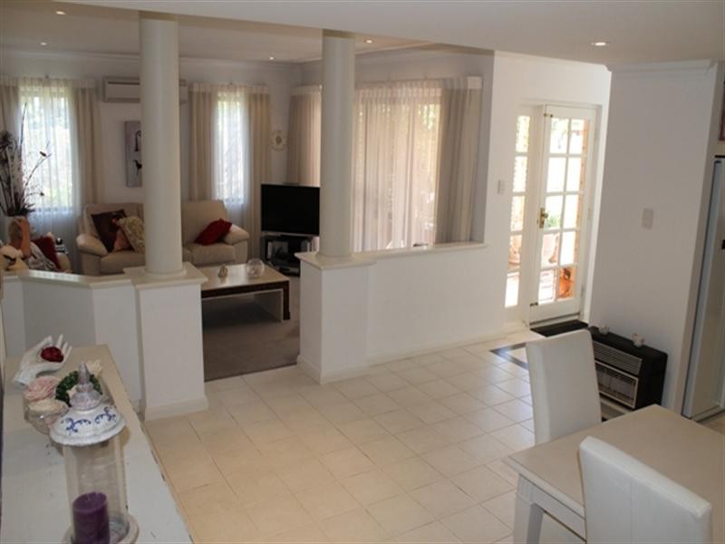 22 Creery Street, Dudley Park WA 6210