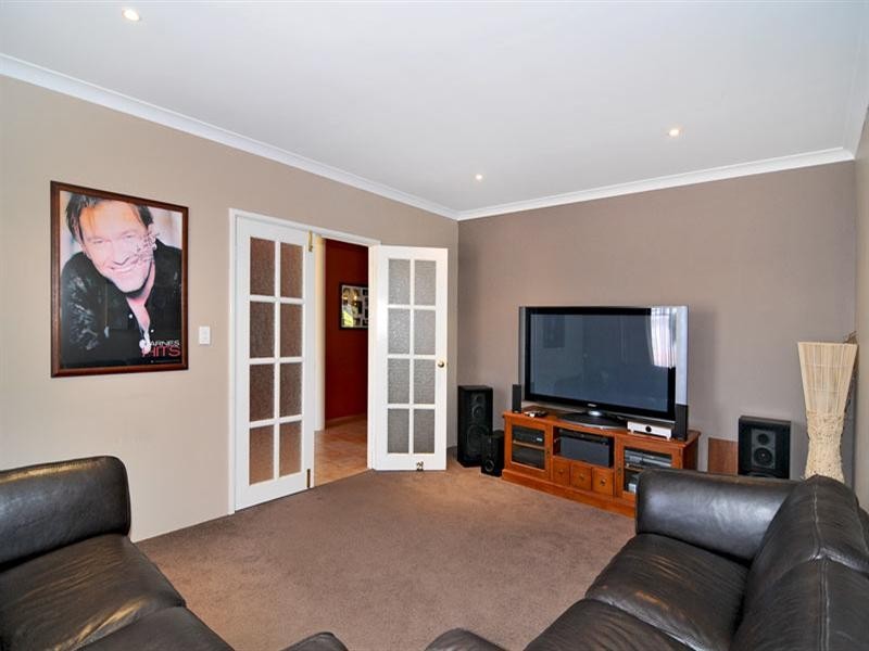 34 Princeton Drive, Wannanup WA 6210