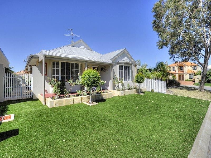 15 Darwin Terrace, Dudley Park WA 6210