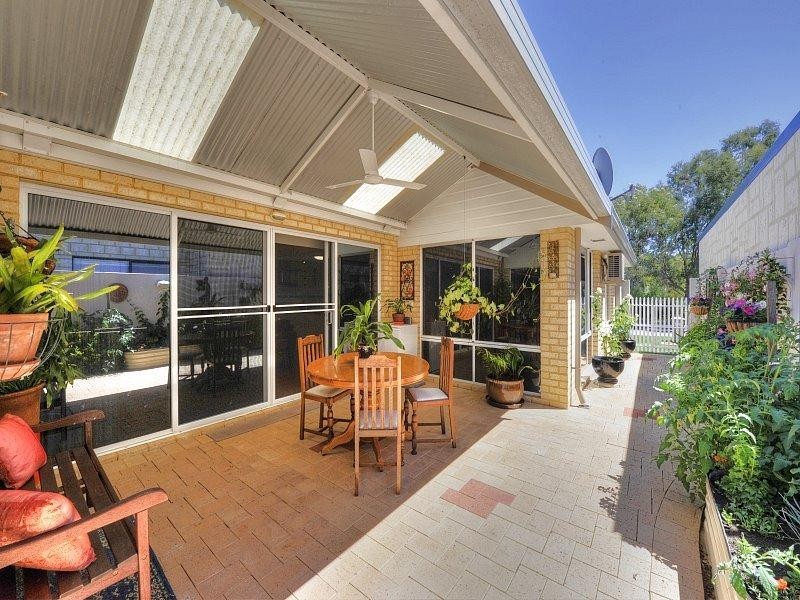 15 Darwin Terrace, Dudley Park WA 6210