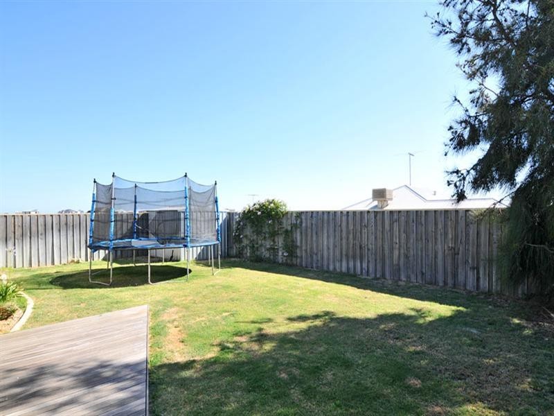 13 Carissa Turn, Halls Head WA 6210