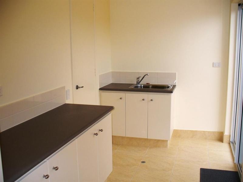 8 Lakeway Retreat, Dawesville WA 6211