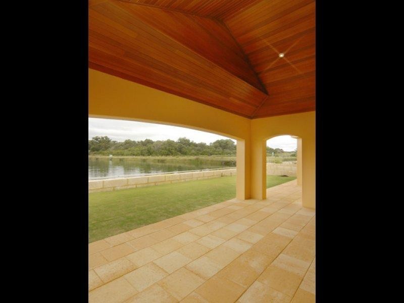 8 Lakeway Retreat, Dawesville WA 6211