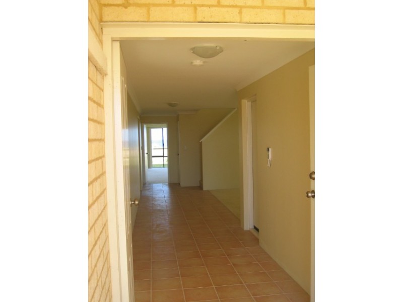 38 Alexis Circle, Wannanup WA 6210