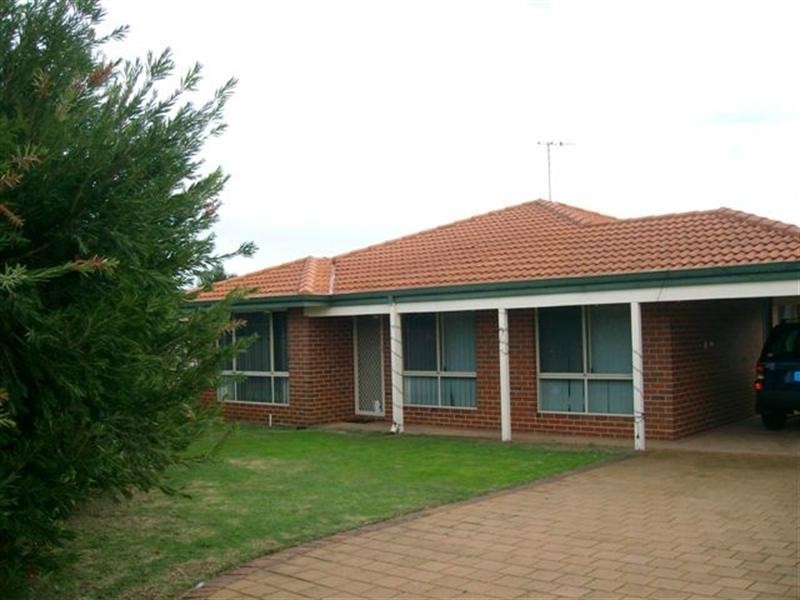 3a Ensay Place, Dudley Park WA 6210