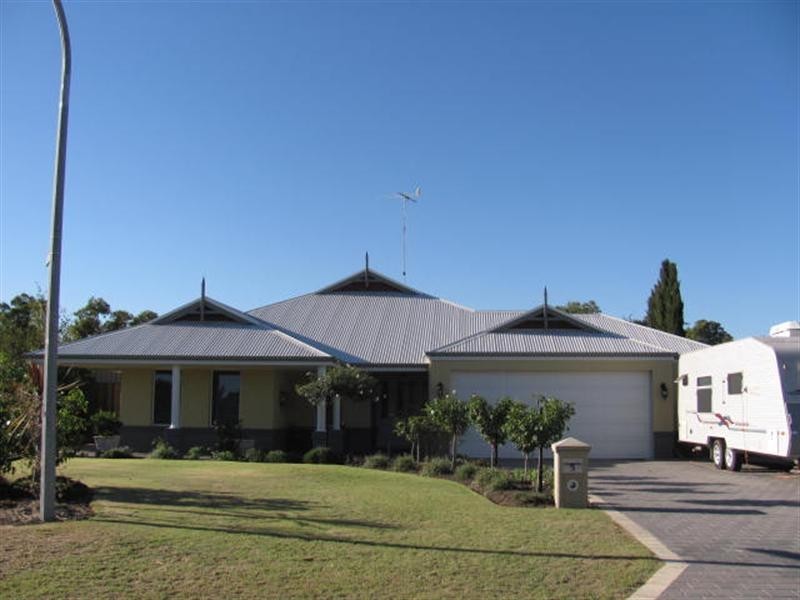 5 RIVERINA Avenue, Mandurah WA 6210