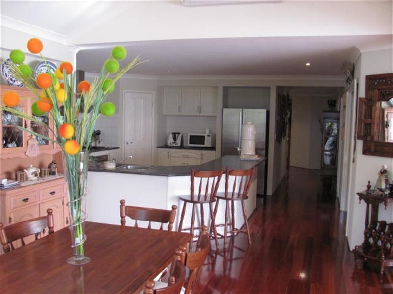 5 RIVERINA Avenue, Mandurah WA 6210