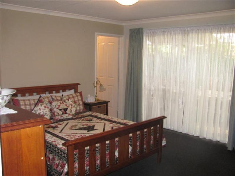 5 RIVERINA Avenue, Mandurah WA 6210