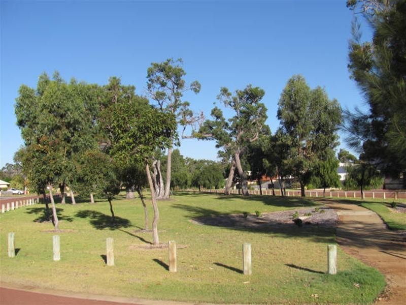 5 RIVERINA Avenue, Mandurah WA 6210