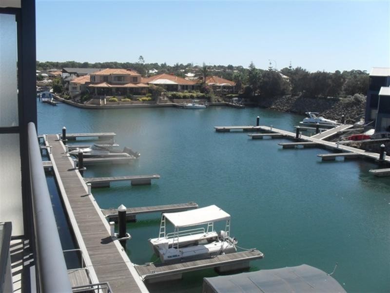 30/206 Mary Street, Halls Head WA 6210