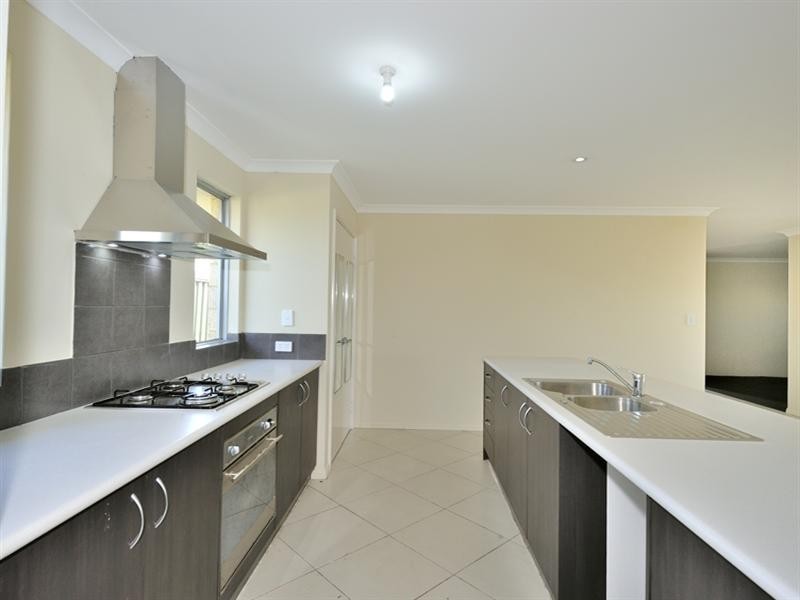 8 Tassell Way, Ravenswood WA 6208