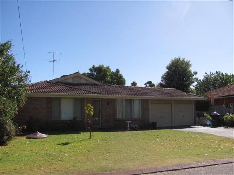 6 Salween Place, Greenfields WA 6210