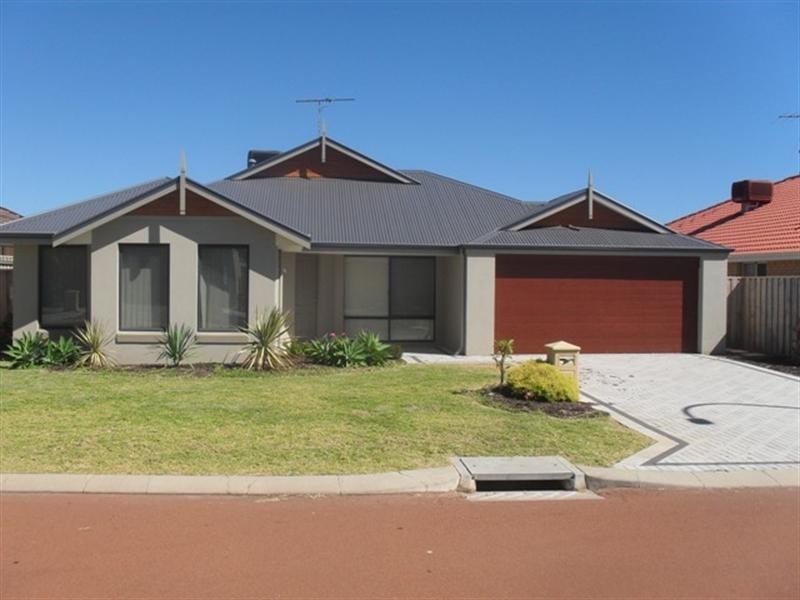 20 Scarab Court, Halls Head WA 6210