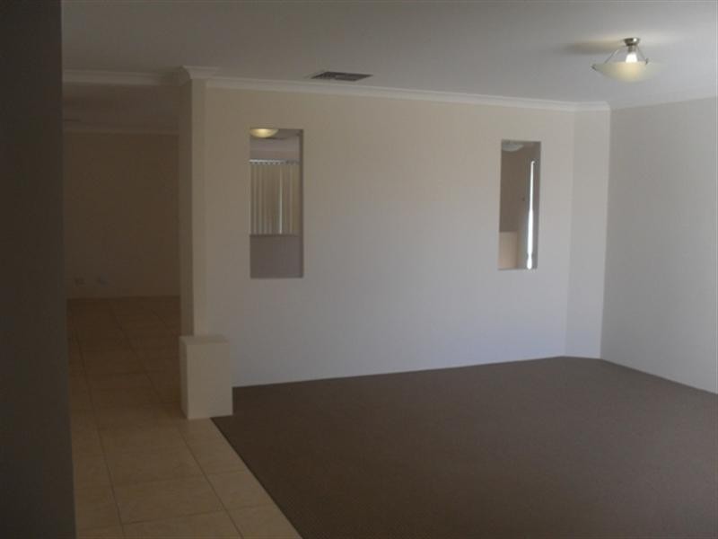 20 Scarab Court, Halls Head WA 6210