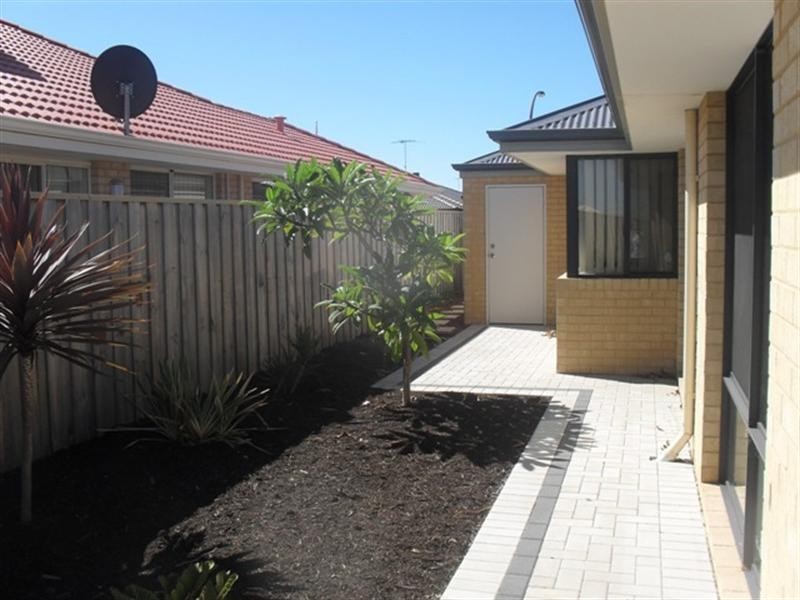 20 Scarab Court, Halls Head WA 6210