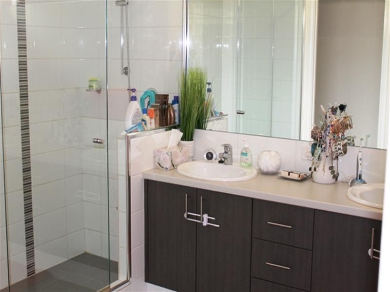 13 NUCHEA Vista, Lakelands WA 6180