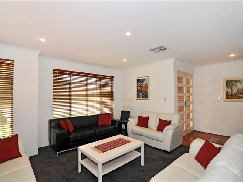 14 Len Howard Drive, Erskine WA 6210