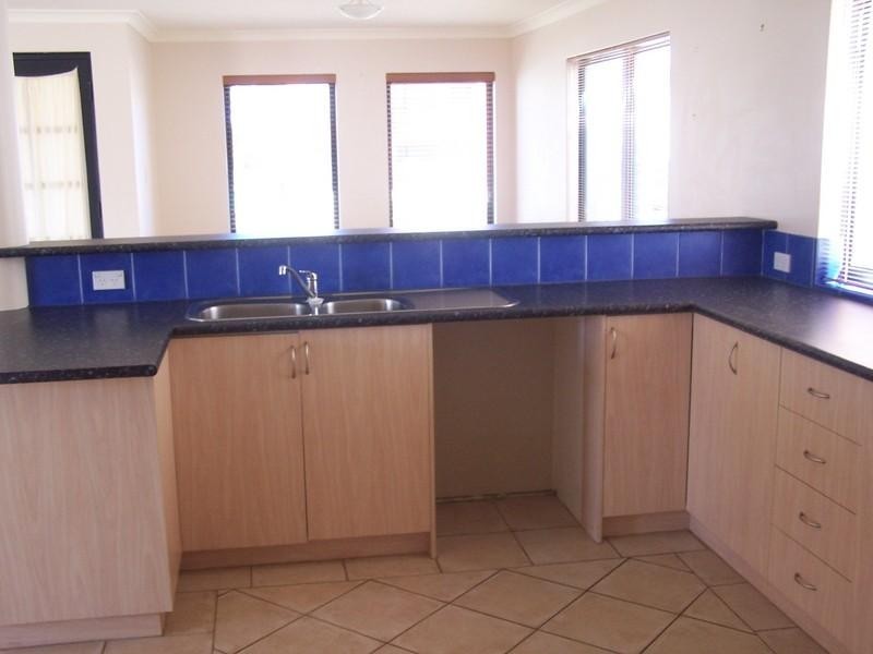 36 Westview Parade, Wannanup WA 6210