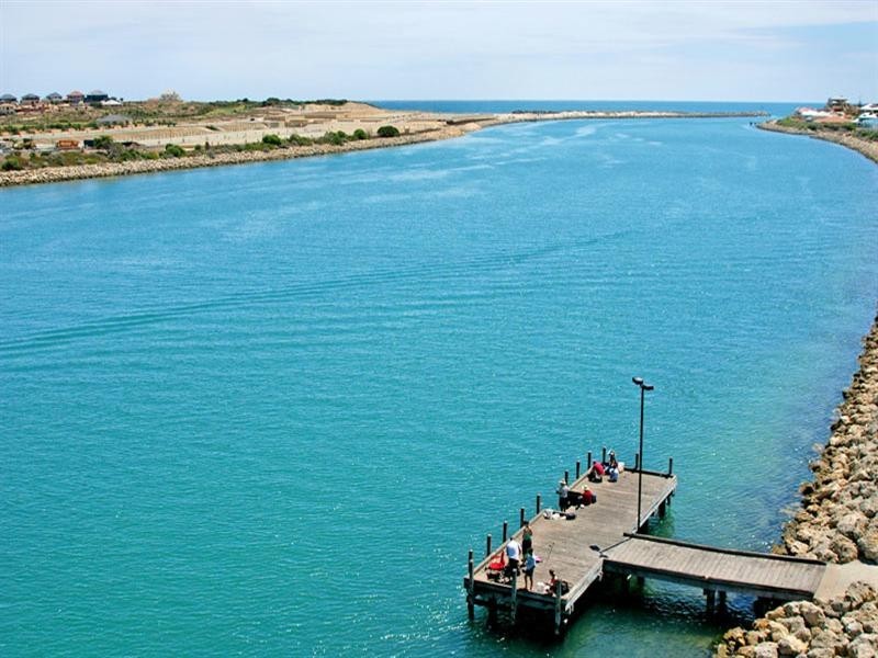 17 Princeton Drive, Wannanup WA 6210