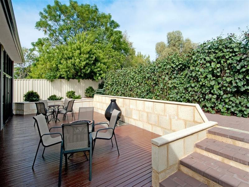 3 Loxton Street, Dudley Park WA 6210