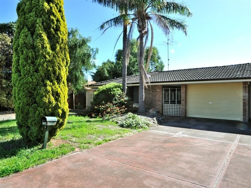 5B Nile Close, Halls Head WA 6210